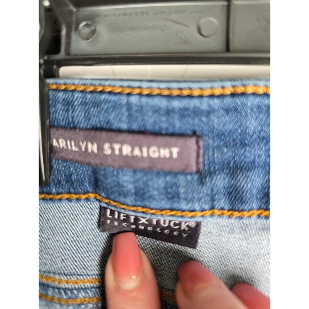 NYDJ Marilyn Straight Lift in Tuck Jeans size 14 - Picture 3 of 6